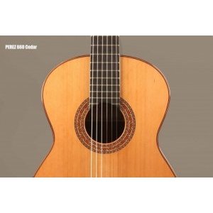Классическая гитара PEREZ 660 Cedar
